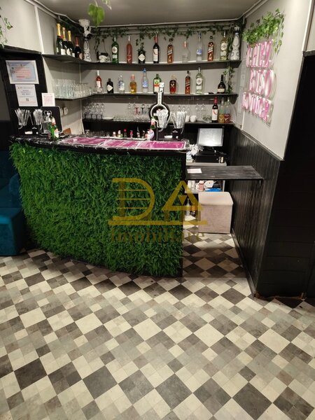 Buzesti spatiu comercial de inchiriat  (pretabil si Horeca)
